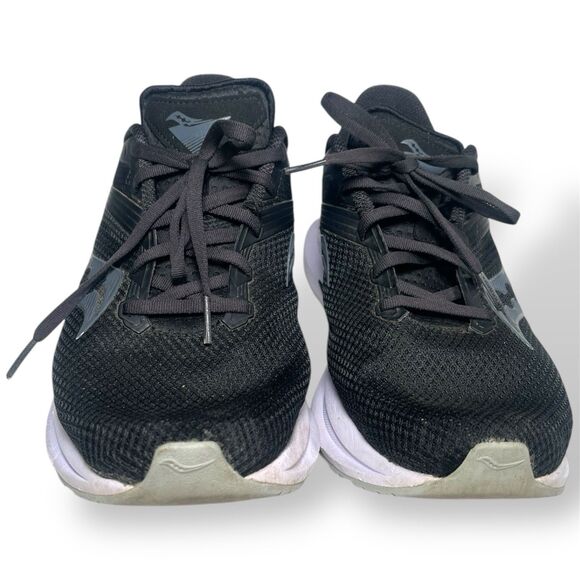 Womens Size 11 Saucony Axon Running Shoe's Black S10657-45 In Fair Condition - Picture 2 of 9